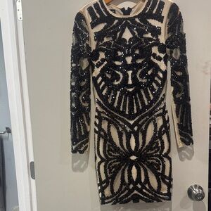 bebe Black and Cream Long Sleeve Dress